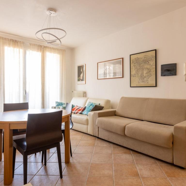 Lucherini 12 - Grande Appartamento Centro - Appartamento con 2 Camere da Letto e Terrazza - 12