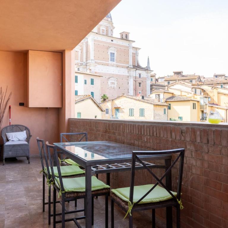 Lucherini 12 - Grande Appartamento Centro - Appartamento con 2 Camere da Letto e Terrazza - 20