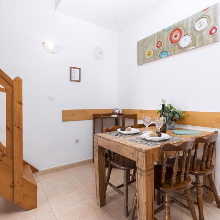 Home2Book Breezy Palm View Duplex with Pool - Apartamento de 2 dormitorios - 9
