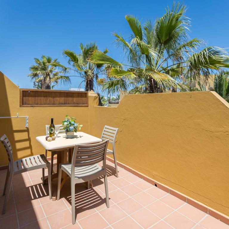 Home2Book Breezy Palm View Duplex with Pool - Apartamento de 2 dormitorios - 1