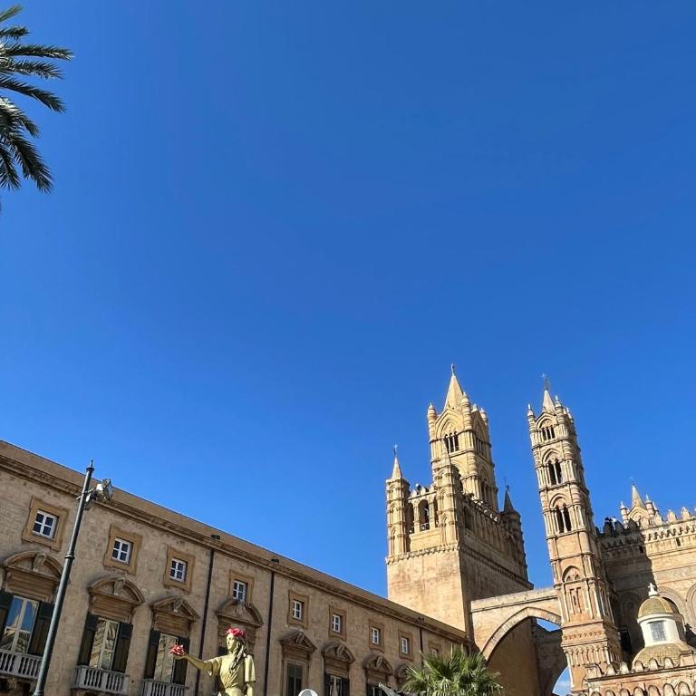 Il Sole di Palermo - Appartamento con 2 Camere da Letto e Vista Città - 18