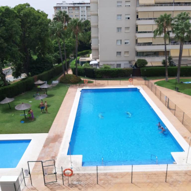 Apartamento Acogedor - Apartamento de 3 dormitorios con vistas a las montañas - 2