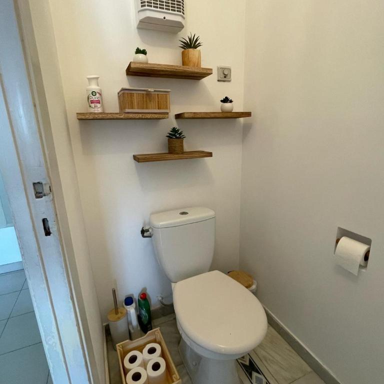 Le Niquet spacious 2-bedroom apartment in the heart of Antibes - Appartement - 14