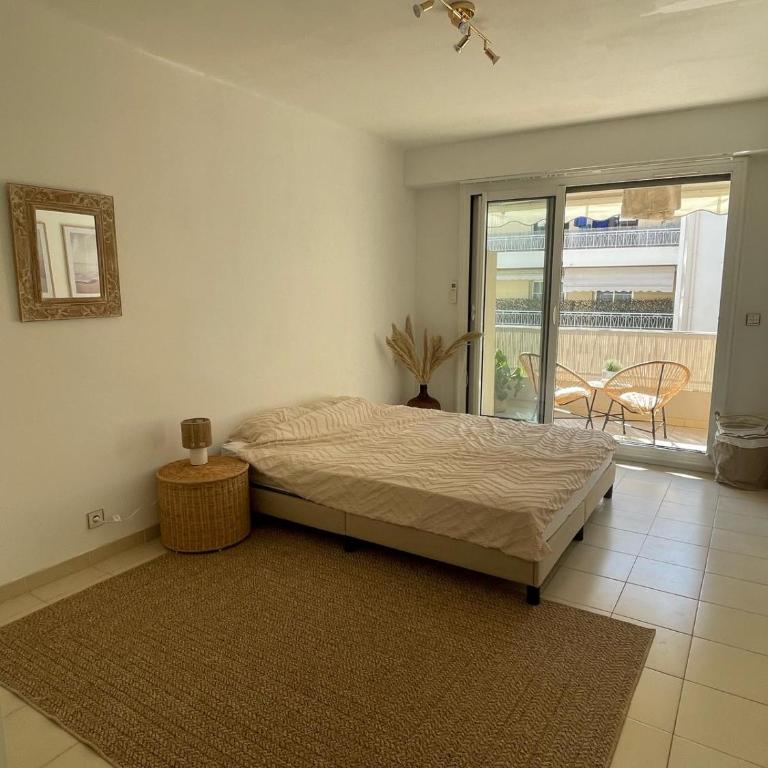 Le Niquet spacious 2-bedroom apartment in the heart of Antibes - Appartement - 19