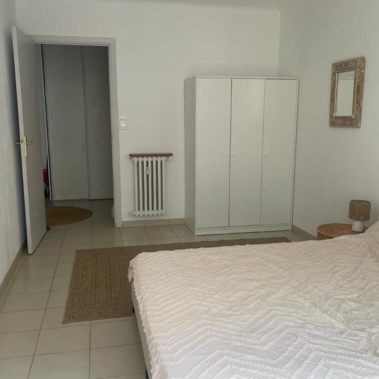 Le Niquet spacious 2-bedroom apartment in the heart of Antibes - Appartement - 21