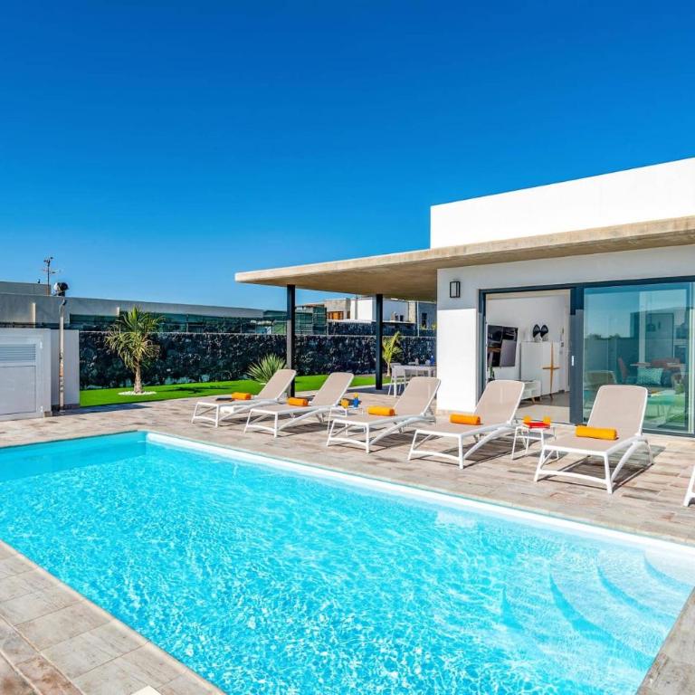 Villa Sibisse by Villa Plus - Villa - 2