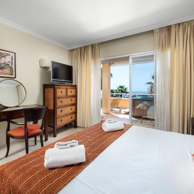 Malibu Mansions by the beach by ALFRESCO STAYS - Apartamento de 2 dormitorios con terraza y vistas al mar - 8