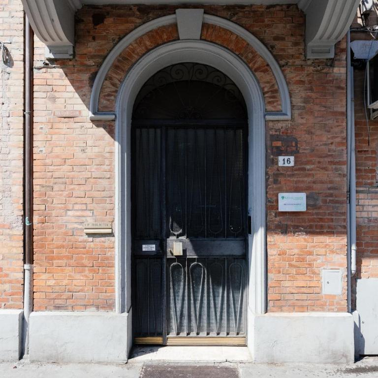 Happy Home Spazioso Trilocale Bologna a Due Passi Dal Centro - Two-Bedroom Apartment - 34