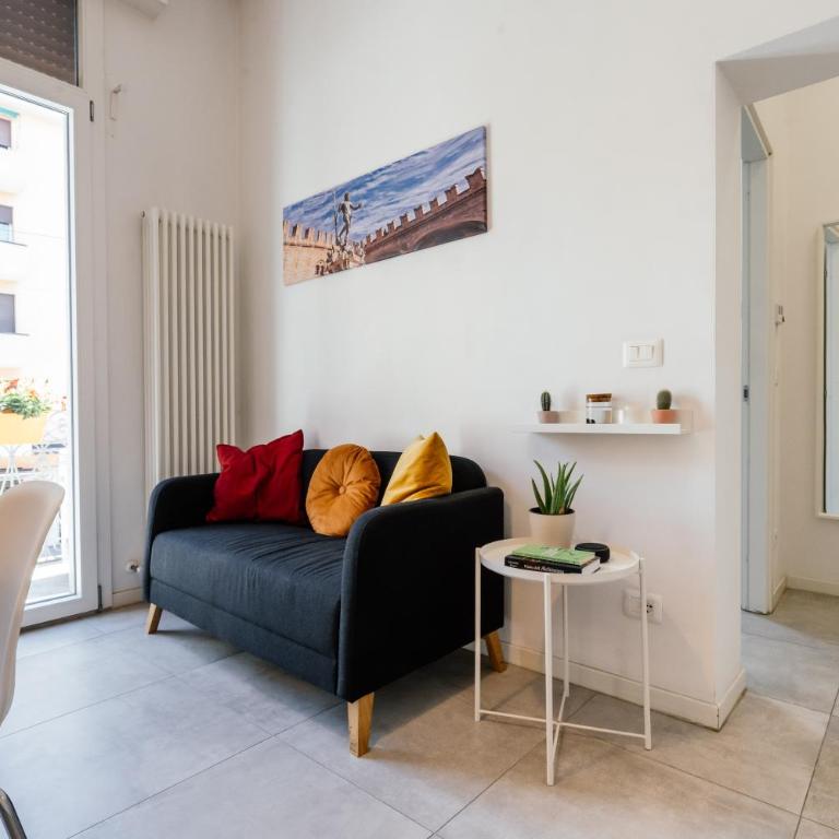 Happy Home Spazioso Trilocale Bologna a Due Passi Dal Centro - Two-Bedroom Apartment - 2