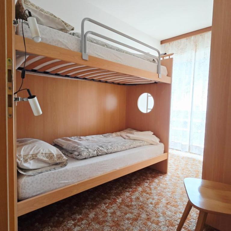 Appartamenti Bernard Sas - Casa Vacanze - 4