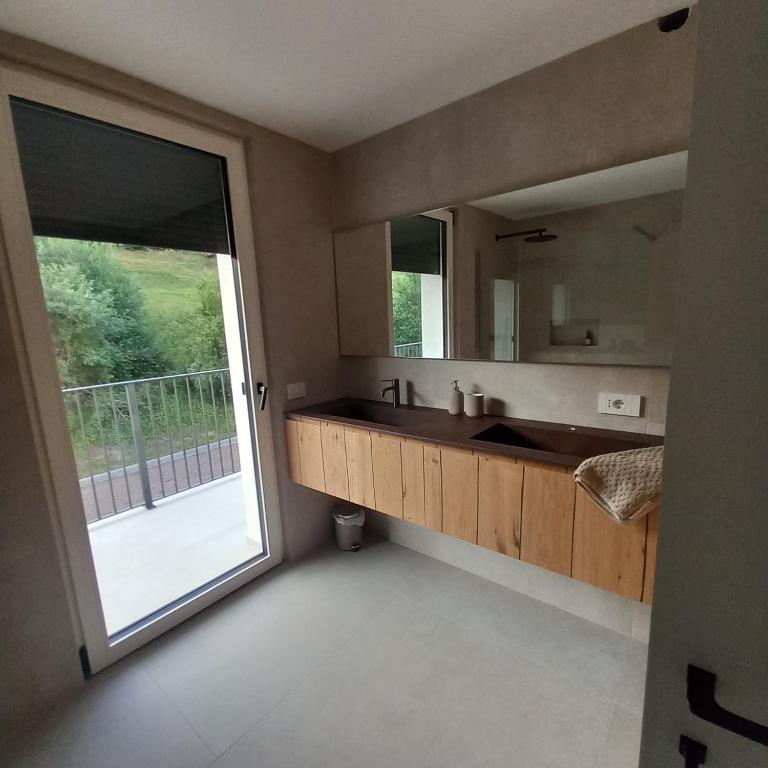 Riflessi sul lago - Appartamento con 3 Camere da Letto - 11