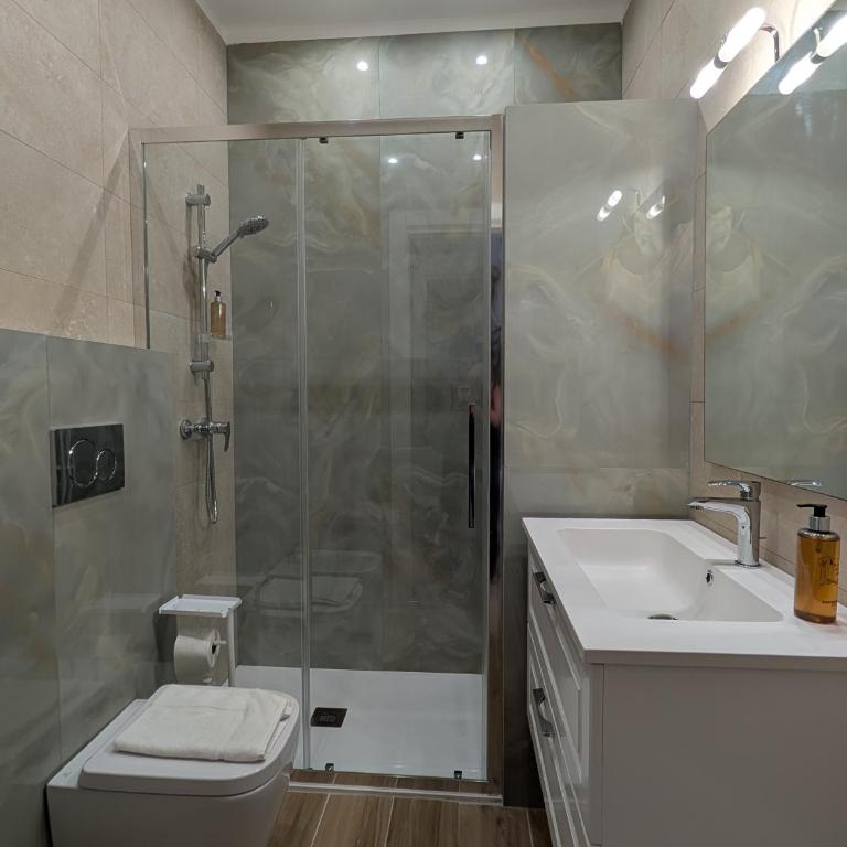 La Lanterna delle Fate - Camera Matrimoniale/Doppia con Letti Singoli con Bagno - 1