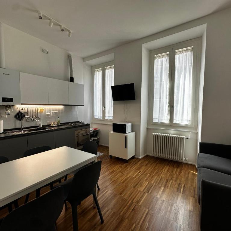 La Casabella Rome Center - Three-Bedroom Apartment - 9