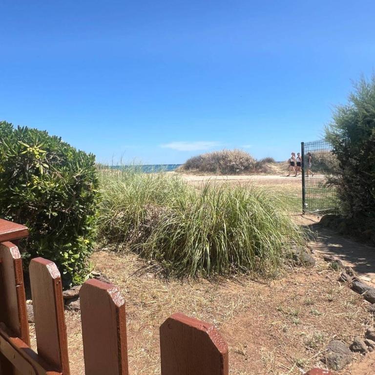 Studio alcôve 4 pers, parking, clim à 20m de la plage - FR-1-607-184 - Apartment - 1