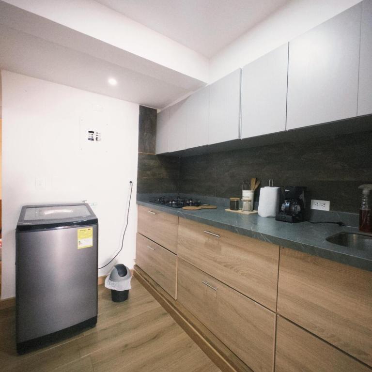 Apartamento Frente al Mar y Cerca del Centro Histórico - Two-Bedroom Apartment - 13