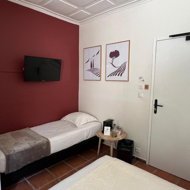 The Originals Boutique, Clair Hôtel, Martigues - Habitación Triple Familiar - 7