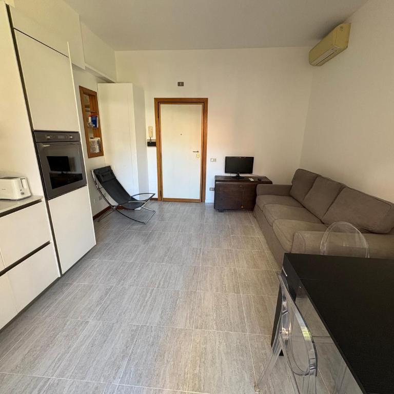 La Casa di Valentina - Appartamento con 1 Camera da Letto - 8