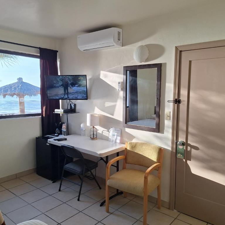 #36 Bungalow Seaside Hotel & Victors RV Park - Apartamento con vistas al mar - 3