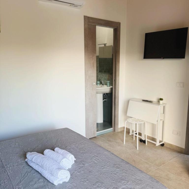 Citrus Holidays House - Double Room with Terrace - 8