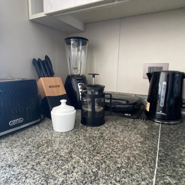 Confortable y Familiar 1ra linea - Apartamento de 2 dormitorios con vistas parciales al océano - 12