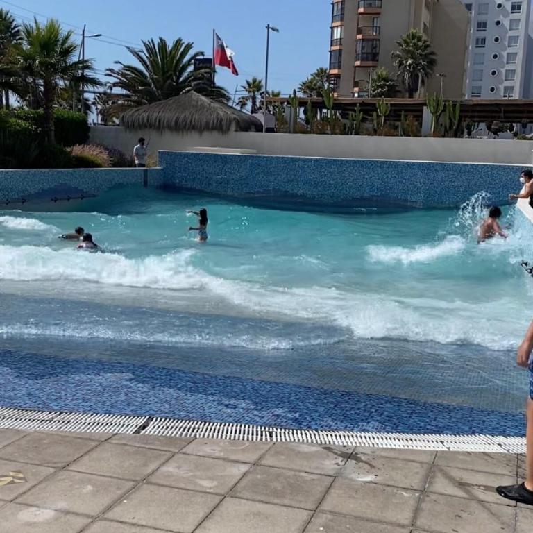 Confortable y Familiar 1ra linea - Apartamento de 2 dormitorios con vistas parciales al océano - 16