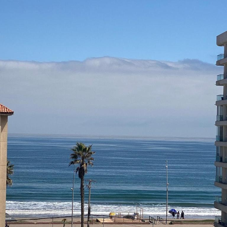 Confortable y Familiar 1ra linea - Apartamento de 2 dormitorios con vistas parciales al océano - 24