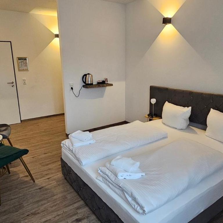 My Wolly Hostel Füssen - Doppelzimmer mit Gemeinschaftsbad - 1