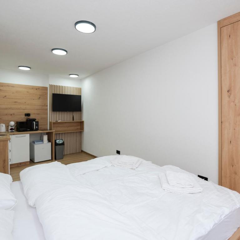 Lelas Studio Apartments - free parking - One-Bedroom Apartment - 6