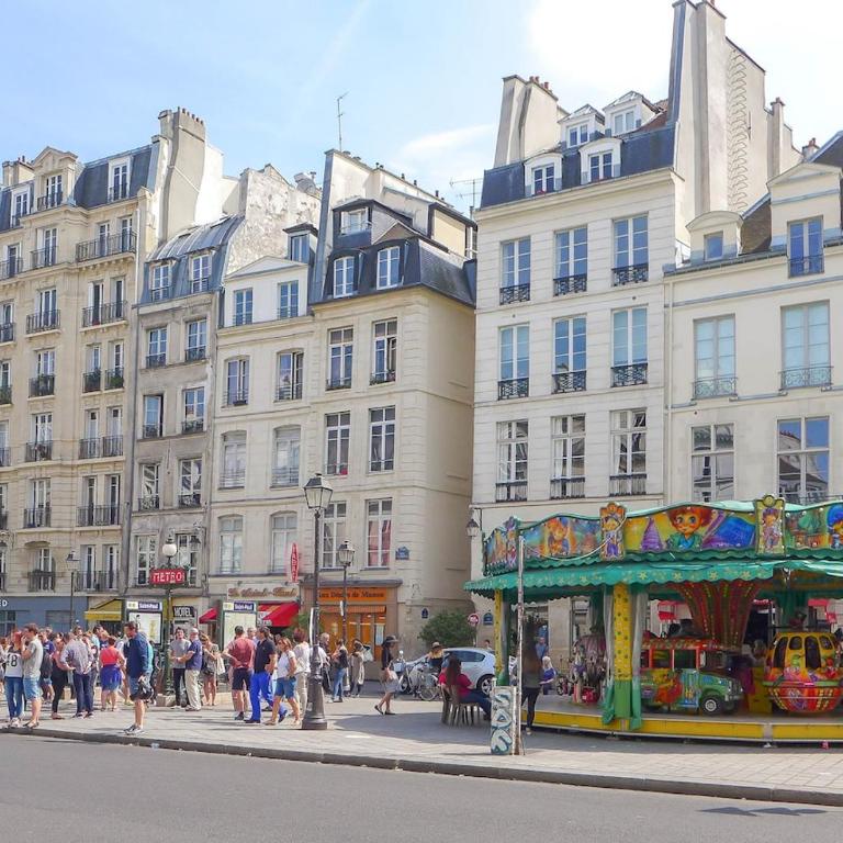Saint Paul, rue Pavee, duplex - ID 1049 - Appartement - 2