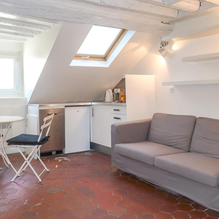 Saint Paul, rue Pavee, duplex - ID 1049 - Appartement - 10