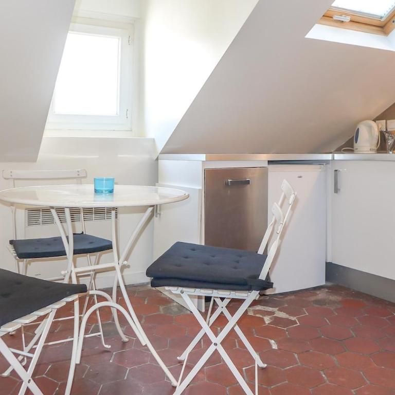 Saint Paul, rue Pavee, duplex - ID 1049 - Appartement - 21
