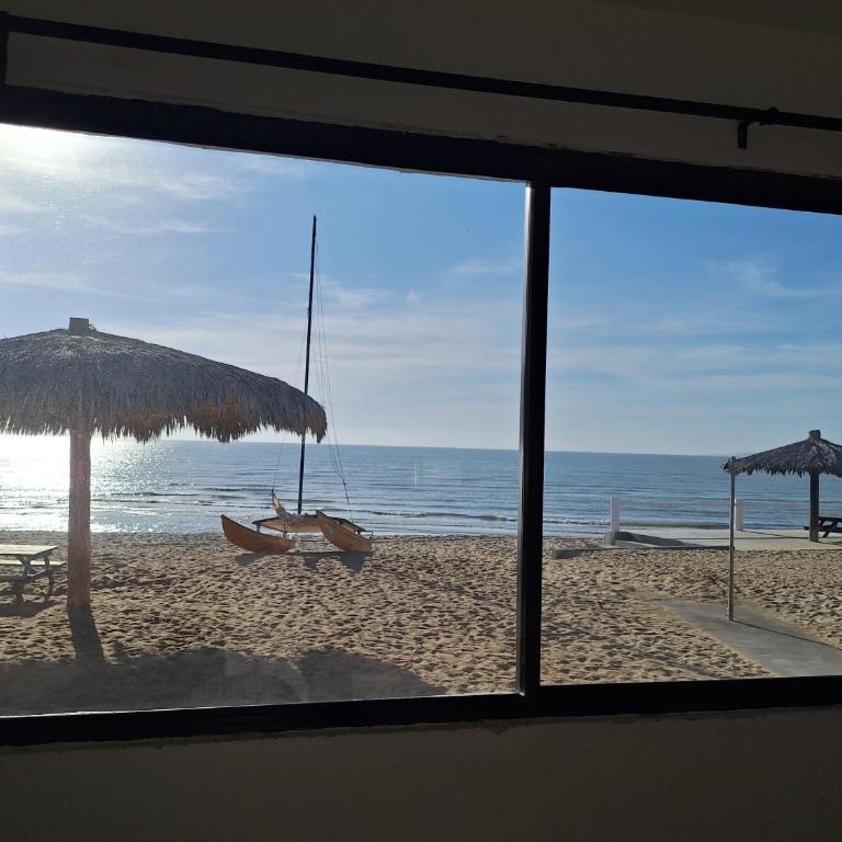 #38 Bungalow Seaside Hotel & Victors RV Park - Bungalow frente a la playa - 3