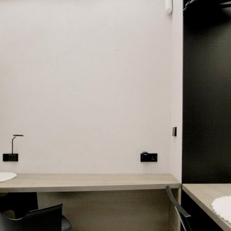 Atelier Malasaña - One-Bedroom Apartment - 15