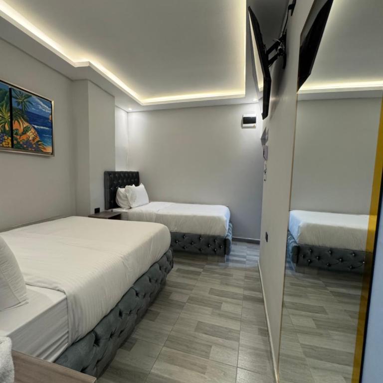 Hotel Casa Rueda - Standard Family Room - 2