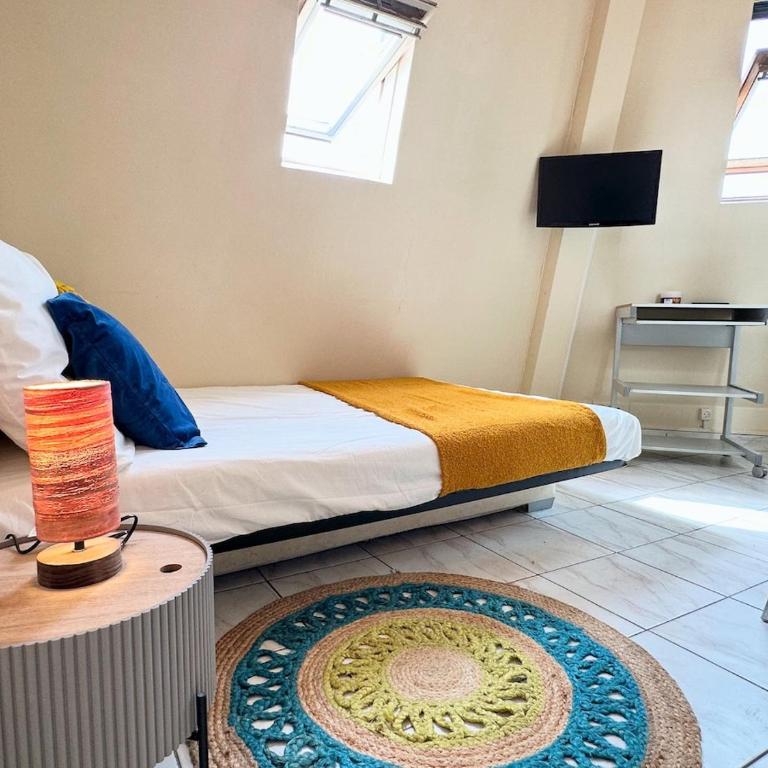 Charming Studio in Central Paris Near the Seine N1-242 - One-Bedroom Apartment - 1