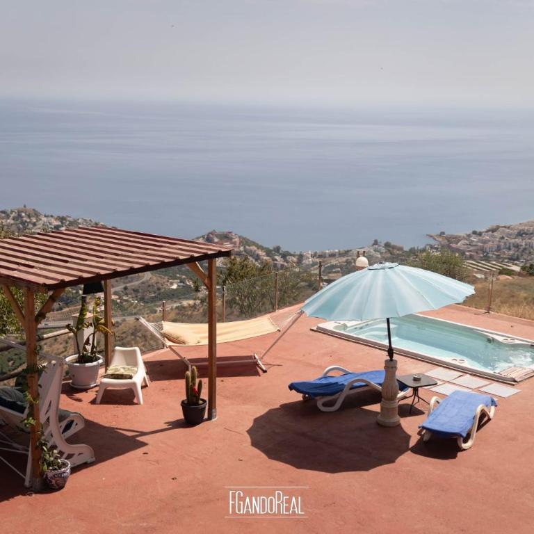 Chalet, breathtaking sea view with large jacuzzi - Casa de 3 dormitorios - 72