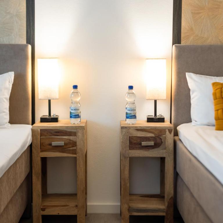 SONNENglück - Großes Apartment für 8 im Zentrum mit flexiblen Betten, Balkon & Parkplatz - Apartment mit 2 Schlafzimmern - 37