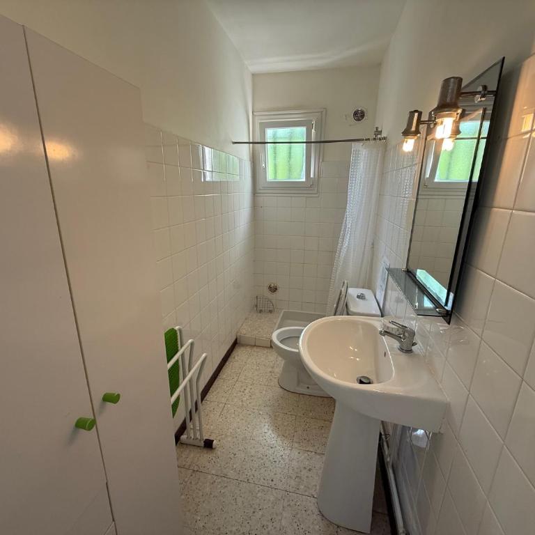 80m de la plage Appartement au rdc d'une maison 1 chambre 4 couchages cour LXRV9A - Appartement - Rez-de-Chaussée - 5