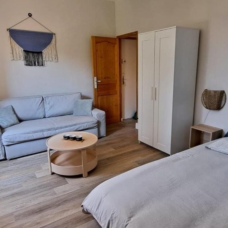 Le Nid Secret avec Parking privé gratuit à 5 min à pied de la plage - Appartement 1 Chambre - 15