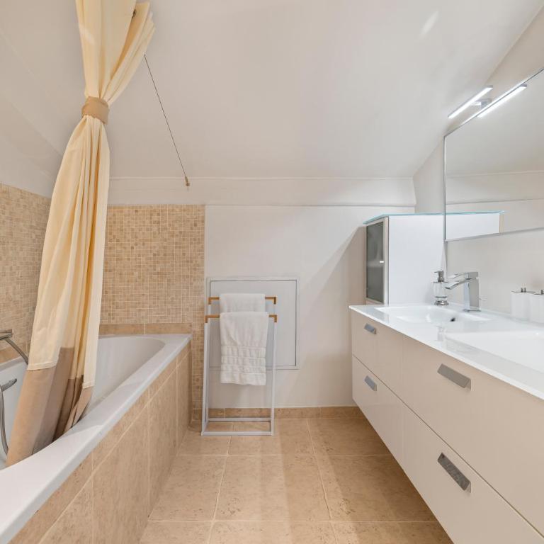 Charming 2-Bed Appartment in Mougins near Cannes - Appartement 2 Chambres avec Vue - 15