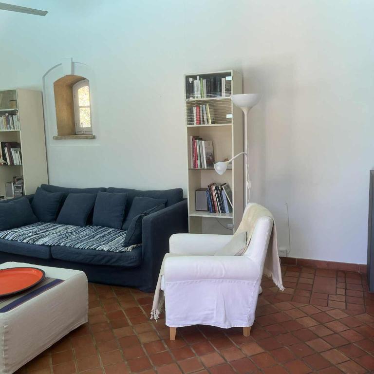 Agréable maison de 65 m2 avec grande piscine - Maison 1 Chambre - 6