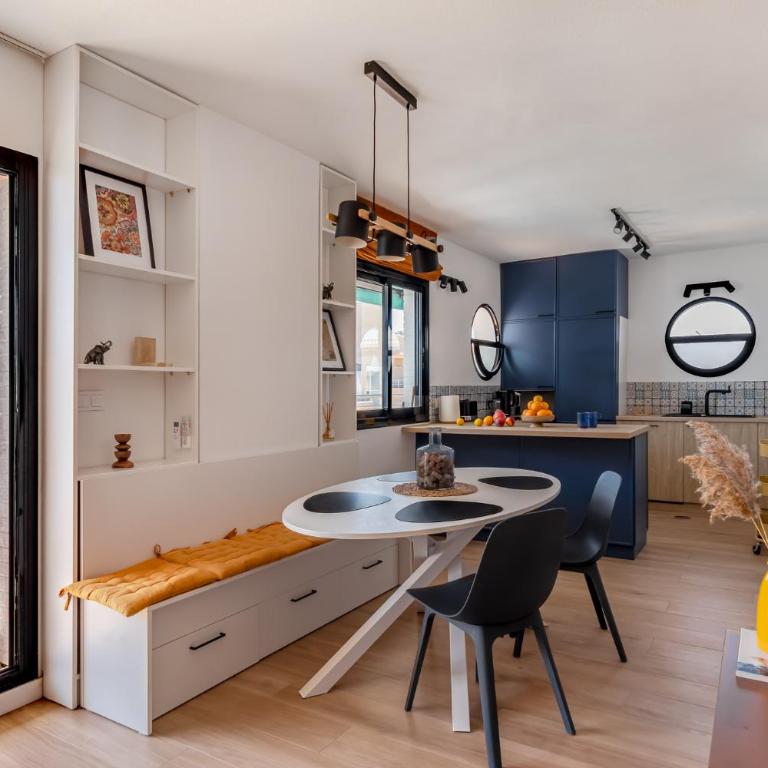 Apartamentos LA SAL - Two-Bedroom Apartment - 2