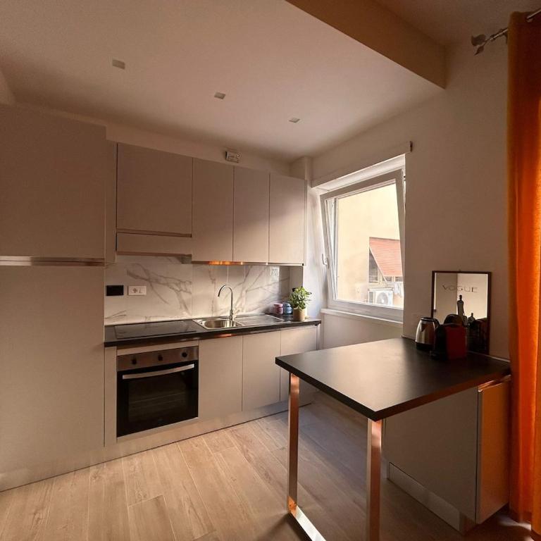 Domus Iulius 80mq 2 Bathrooms Vatican Area - Appartamento con 2 Camere da Letto - 3