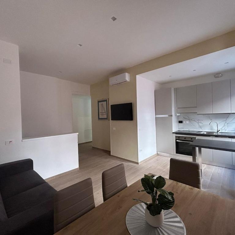 Domus Iulius 80mq 2 Bathrooms Vatican Area - Appartamento con 2 Camere da Letto - 1