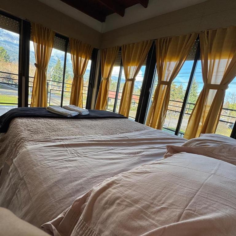 Hostel 360 Patagonia - Quadruple Room with Balcony - 9