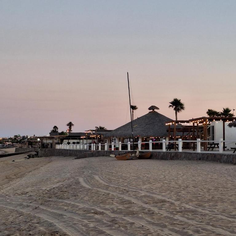#7 Beach Front Private Room - Estudio con vistas al mar - 20