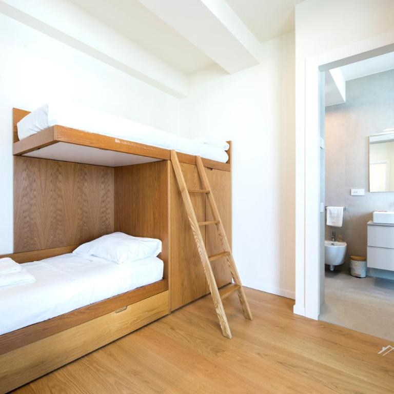 Waterfront Lux | 2BR | A/C| Parking By Tilo - Appartamento con 2 Camere da Letto e Vista Mare - 12