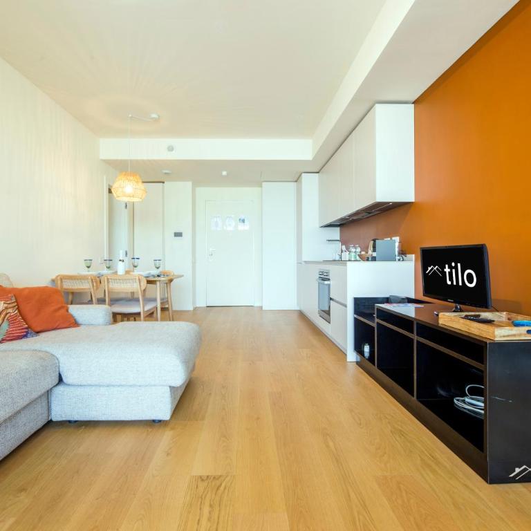 Waterfront Lux | 2BR | A/C| Parking By Tilo - Appartamento con 2 Camere da Letto e Vista Mare - 15
