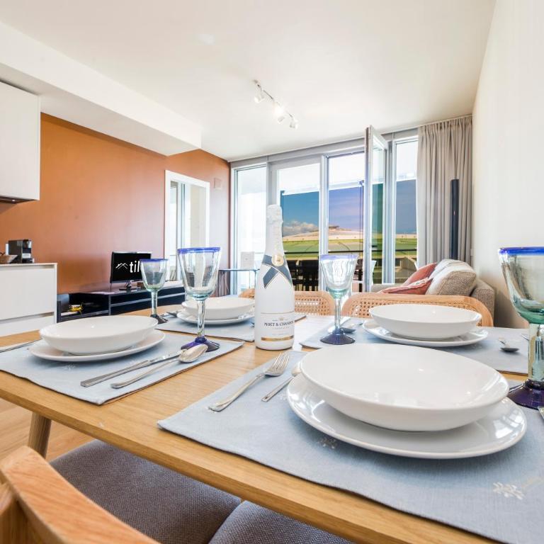 Waterfront Lux | 2BR | A/C| Parking By Tilo - Appartamento con 2 Camere da Letto e Vista Mare - 21