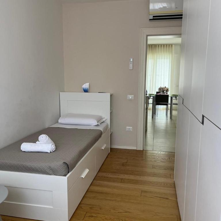 Ilary Home - Appartamento con 3 Camere da Letto - 2